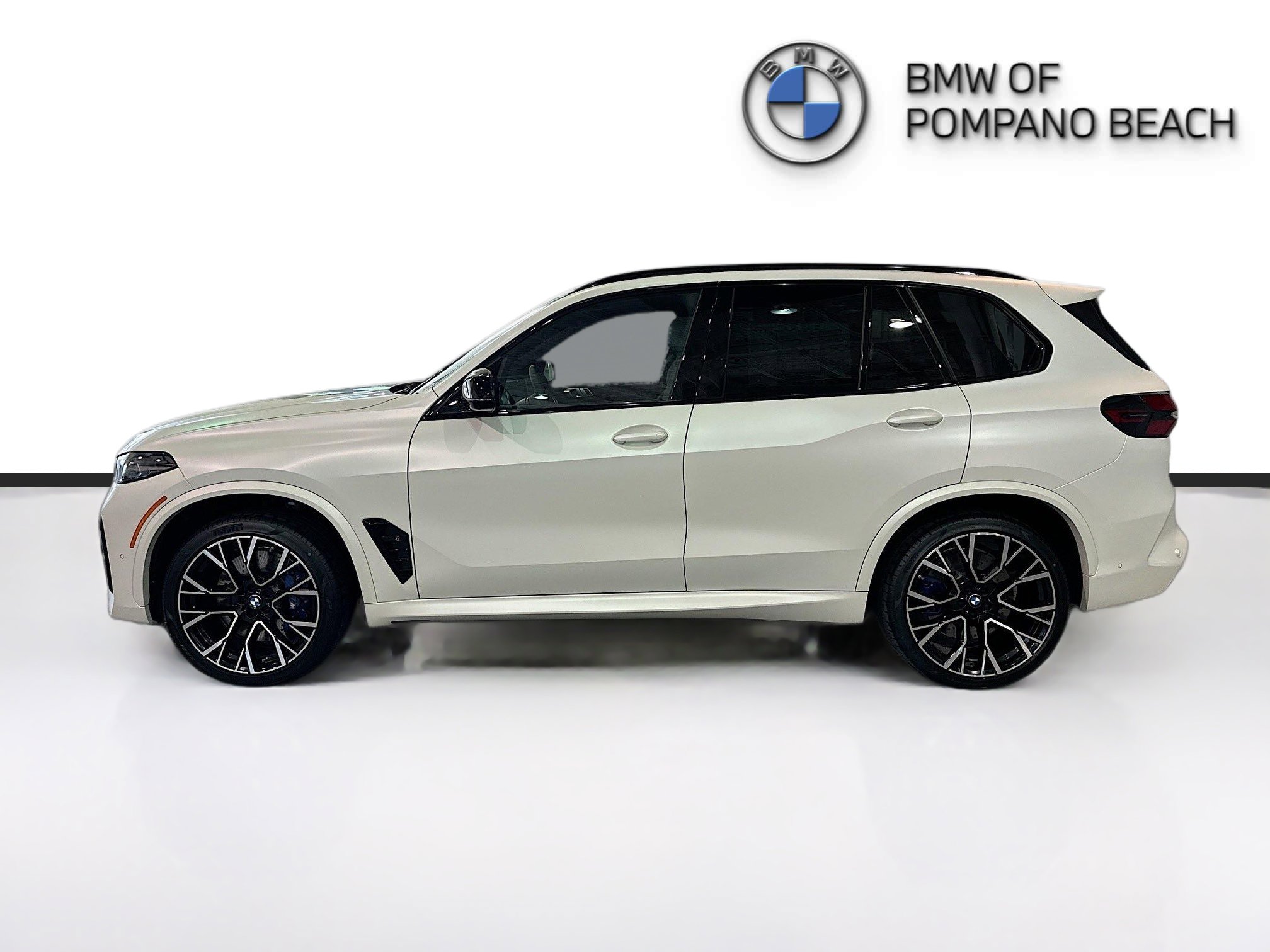 New 2026 BMW X5 M Competition w/ Executive Package image 4