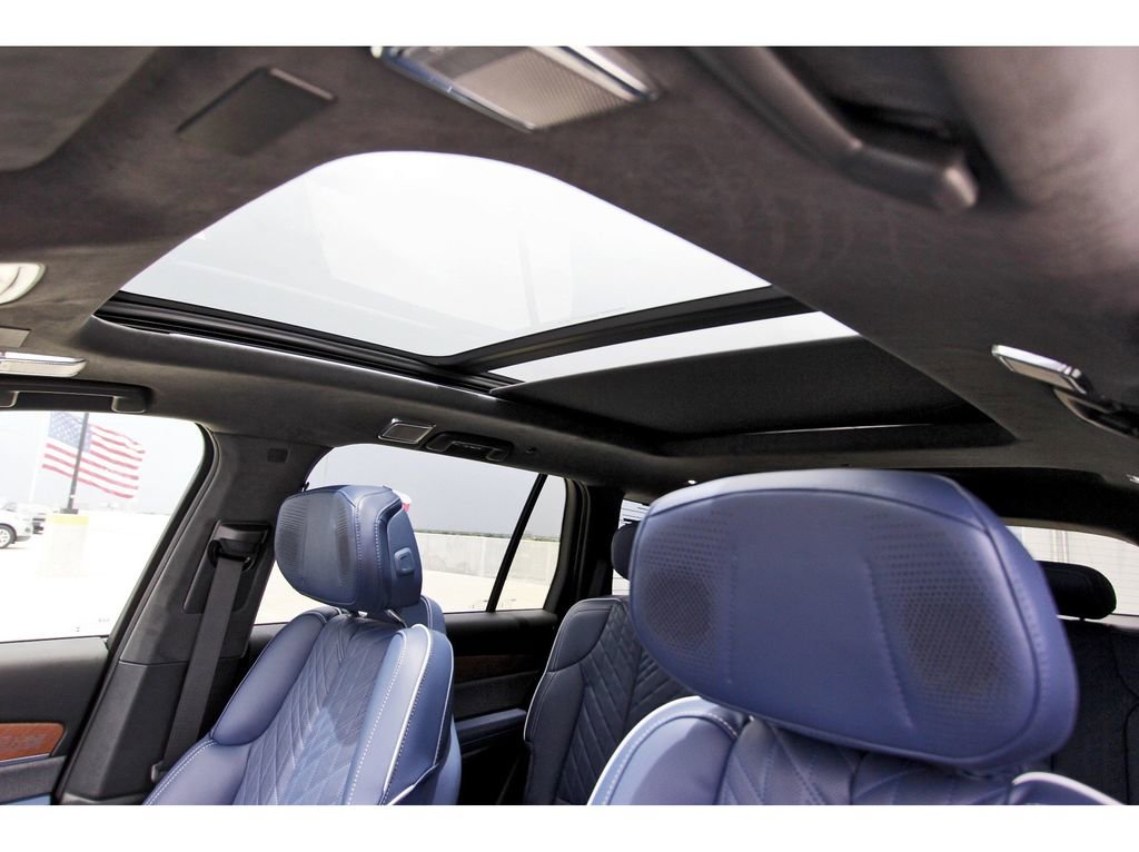 New 2026 Cadillac Vistiq Premium Luxury image 23
