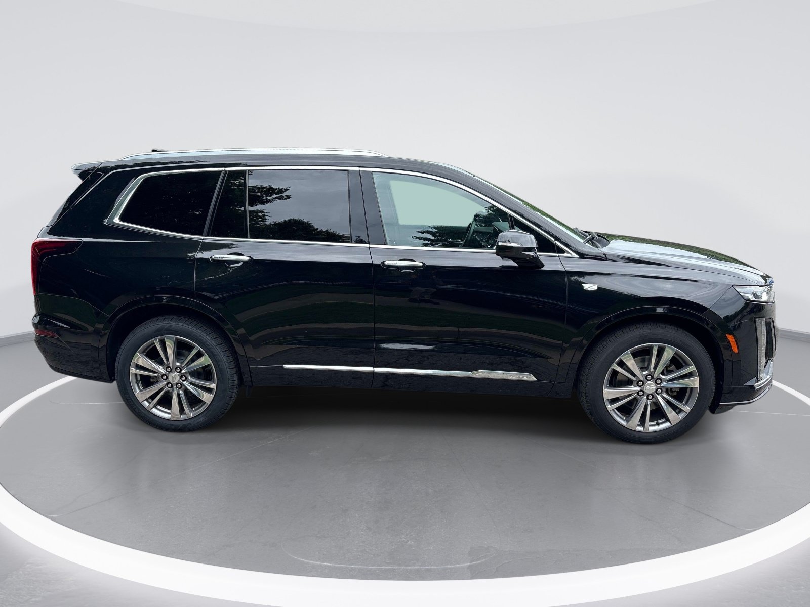 Used 2020 Cadillac XT6 Premium Luxury FWD image 9