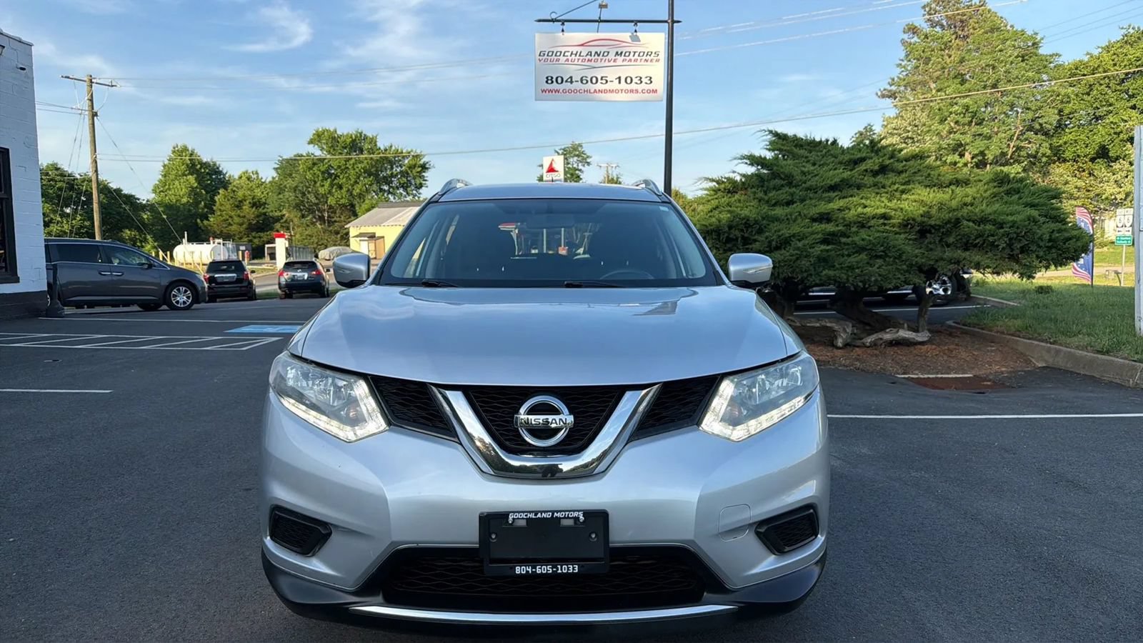 Used 2015 Nissan Rogue SV AWD/4WD image 12