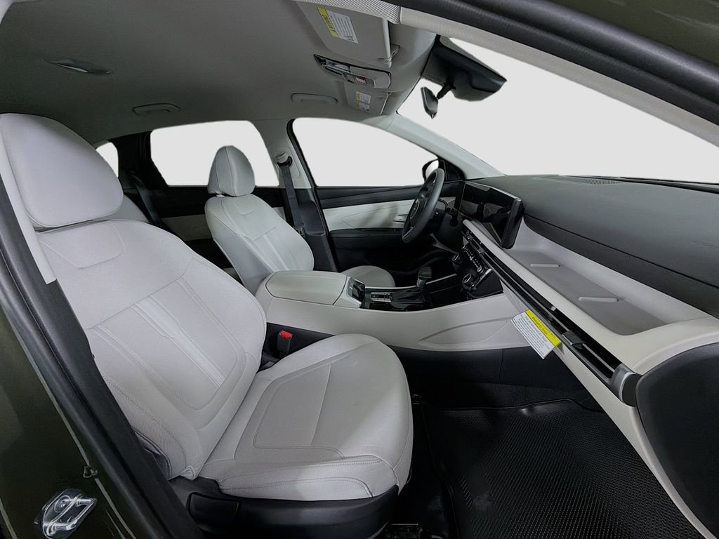 Used 2026 Hyundai Tucson SEL FWD image 28