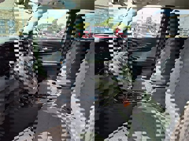 Used 2025 Chevrolet TrailBlazer LT image 14