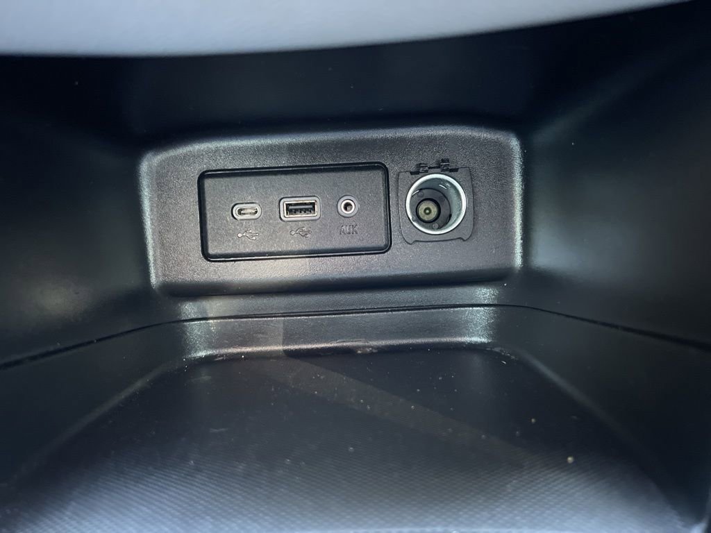 Used 2024 Chevrolet Equinox LS image 28