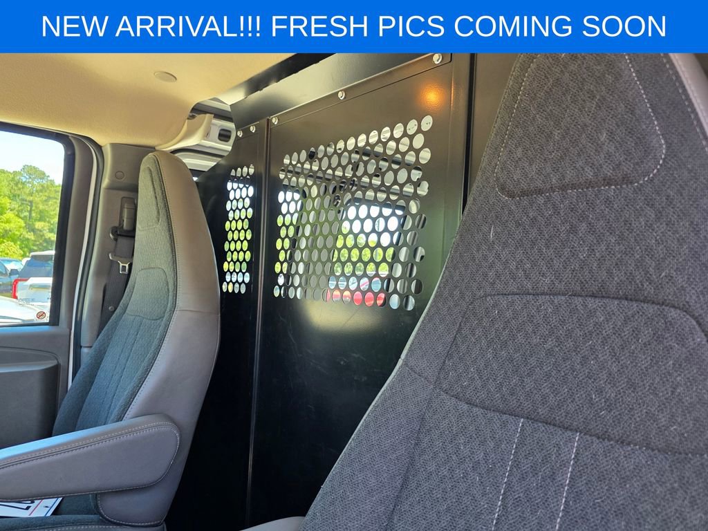 Used 2024 GMC Savana 2500 w/ Driver Convenience Package RWD image 10