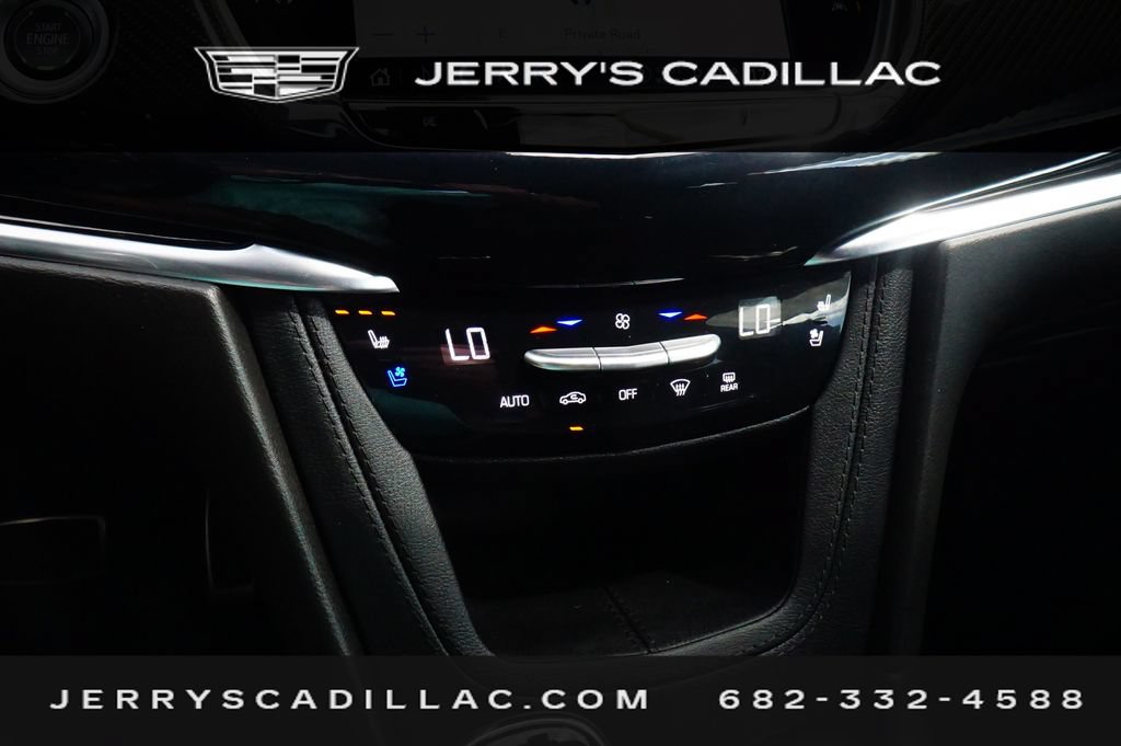 Used 2024 Cadillac XT6 Sport w/ Technology Package AWD/4WD image 13