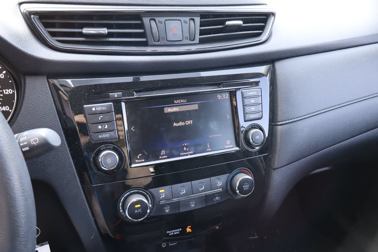 Used 2018 Nissan Rogue S FWD image 6