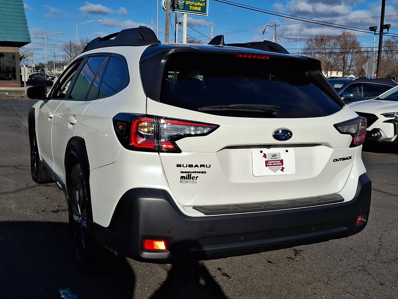 Certified 2025 Subaru Outback Onyx Edition image 4
