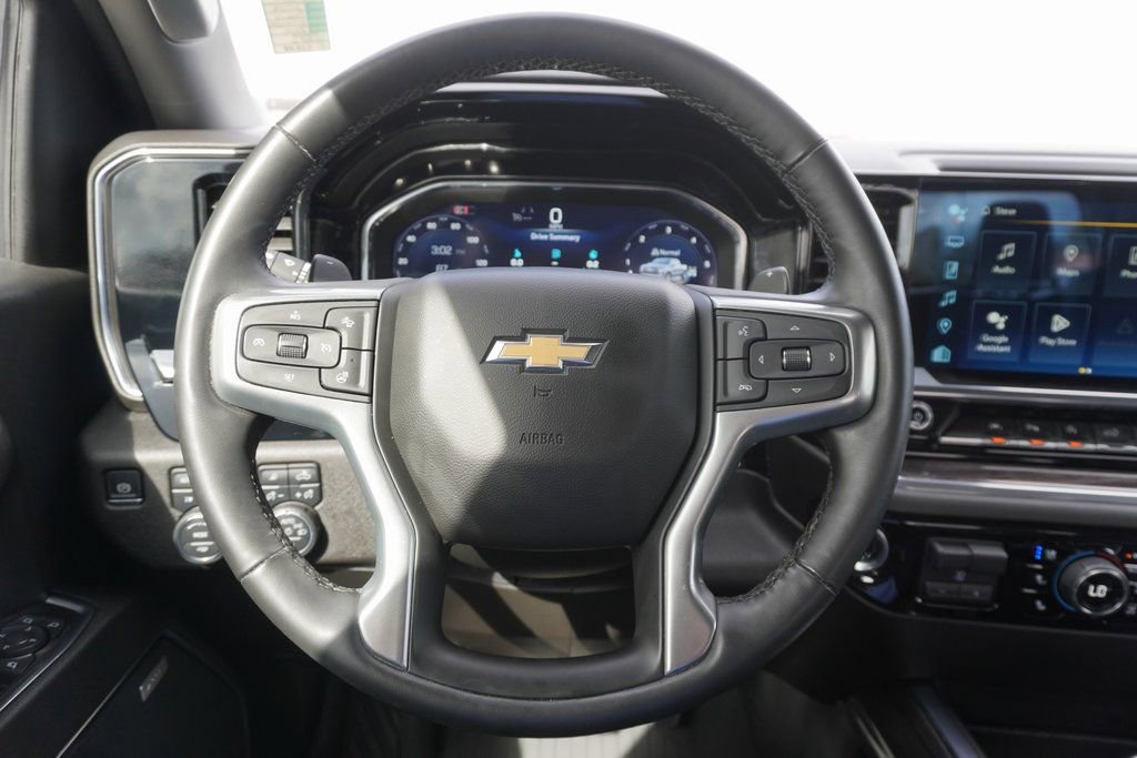 Used 2024 Chevrolet Silverado 1500 LTZ AWD/4WD image 10