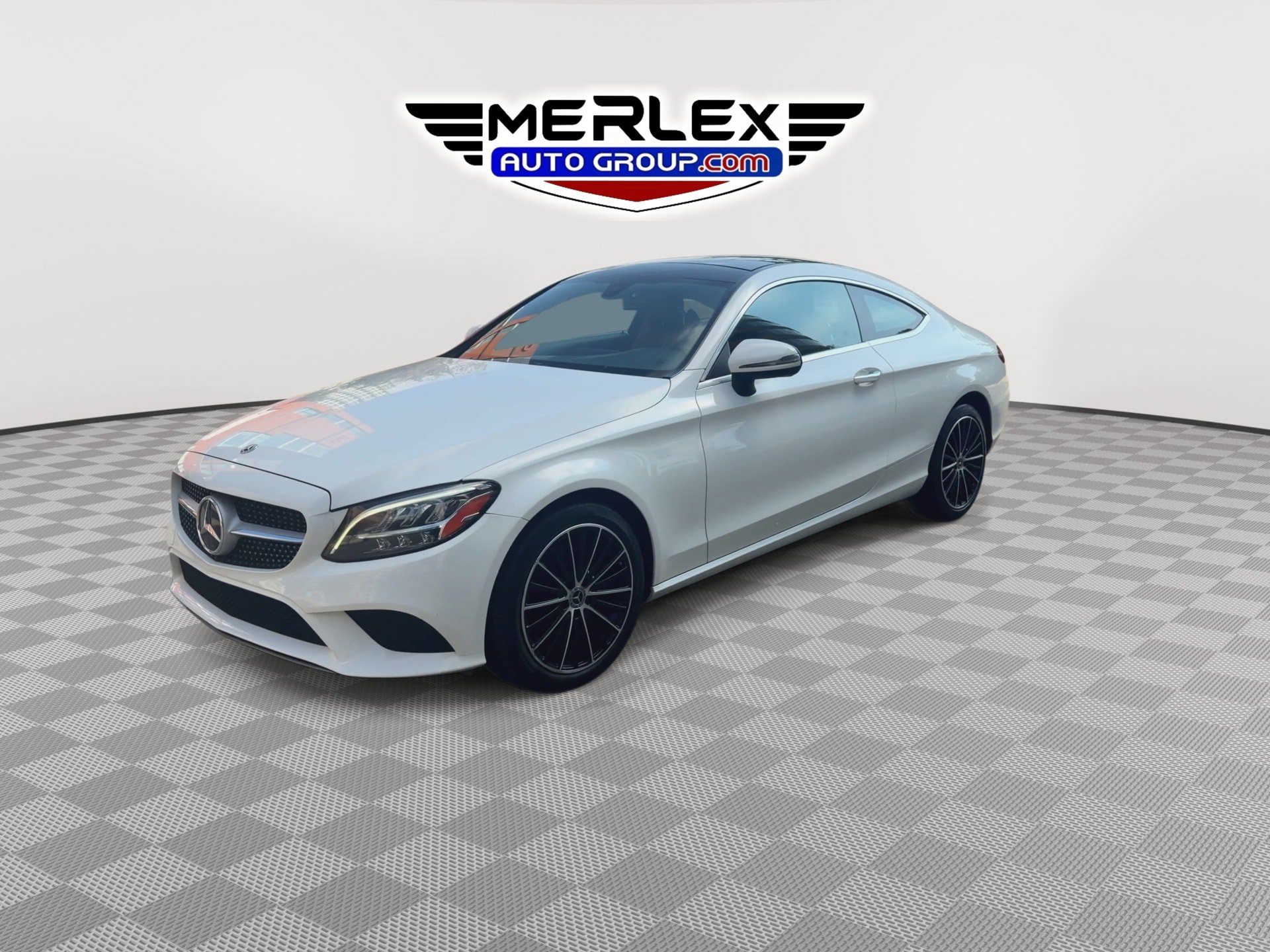 Used 2019 Mercedes-Benz C 300 4MATIC Coupe image 4