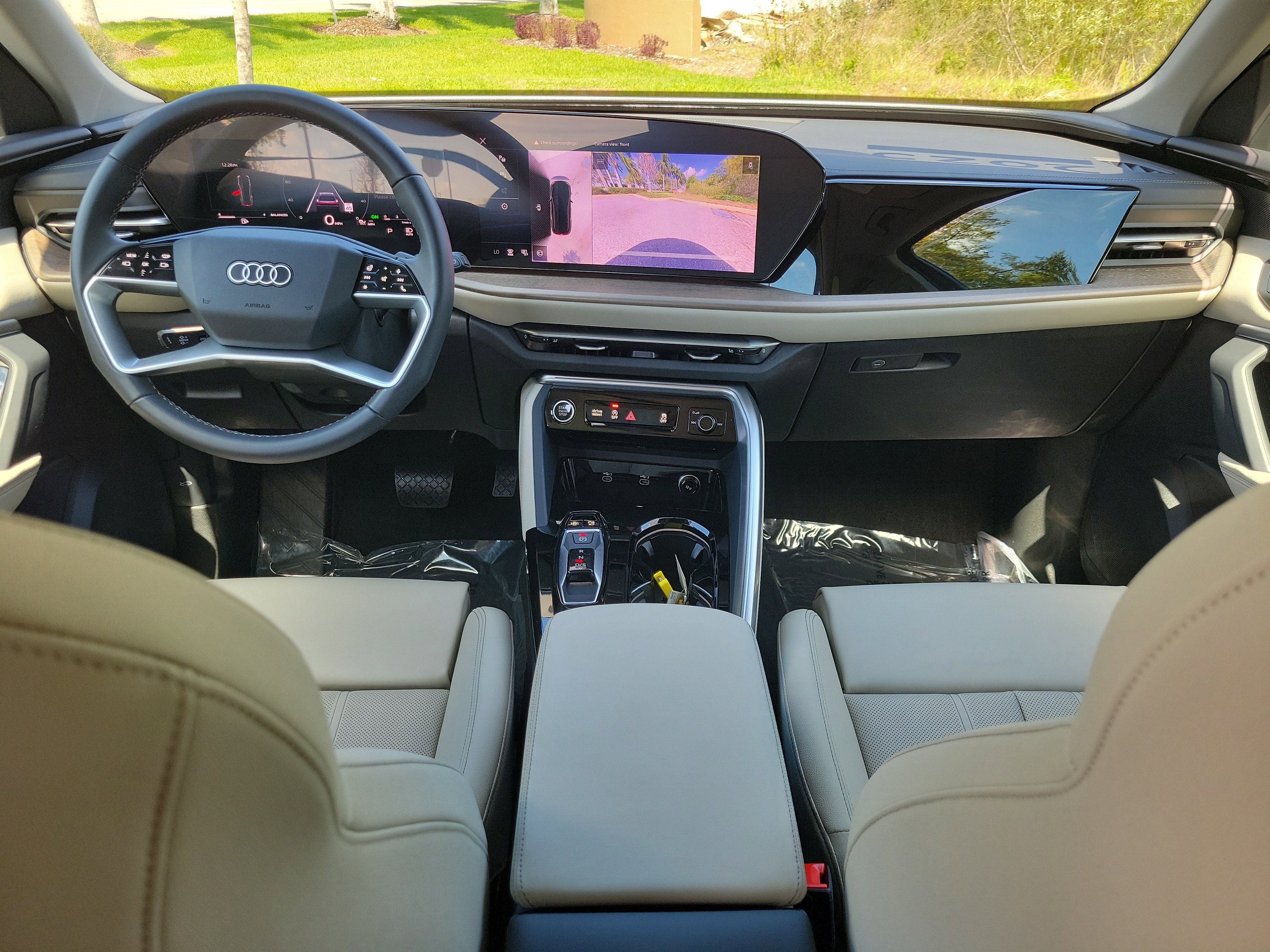 Used 2025 Audi Q5 Premium Plus w/ Premium Plus image 14