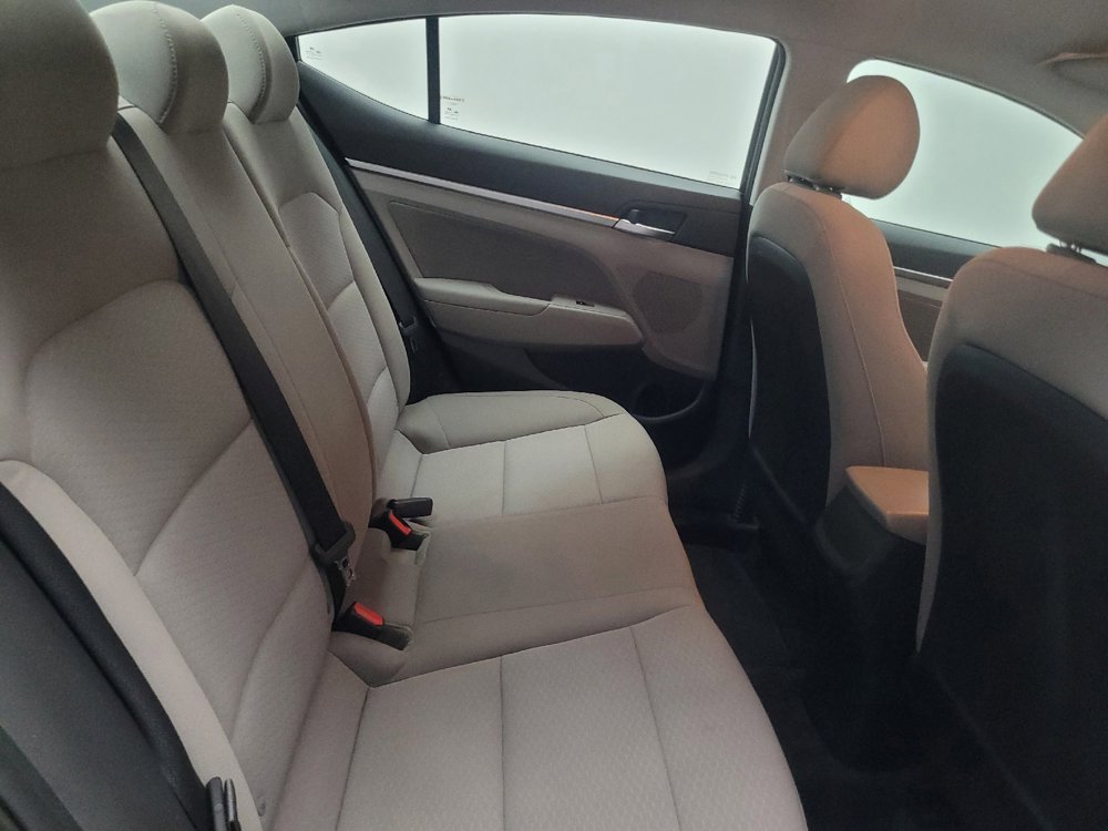 Used 2019 Hyundai Elantra SEL FWD image 19