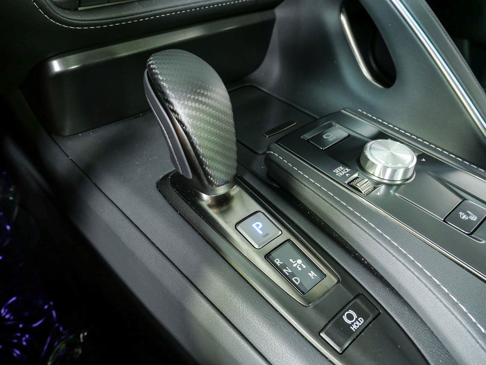 Used 2024 Lexus LC 500 Coupe w/ Sport Package RWD image 17