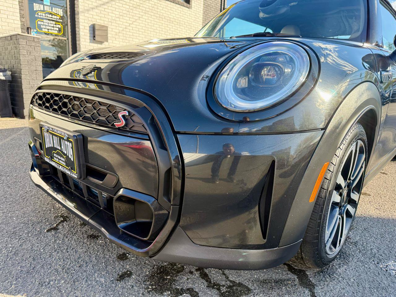 Used 2023 MINI Cooper S w/ Signature Upholstery Package FWD image 17