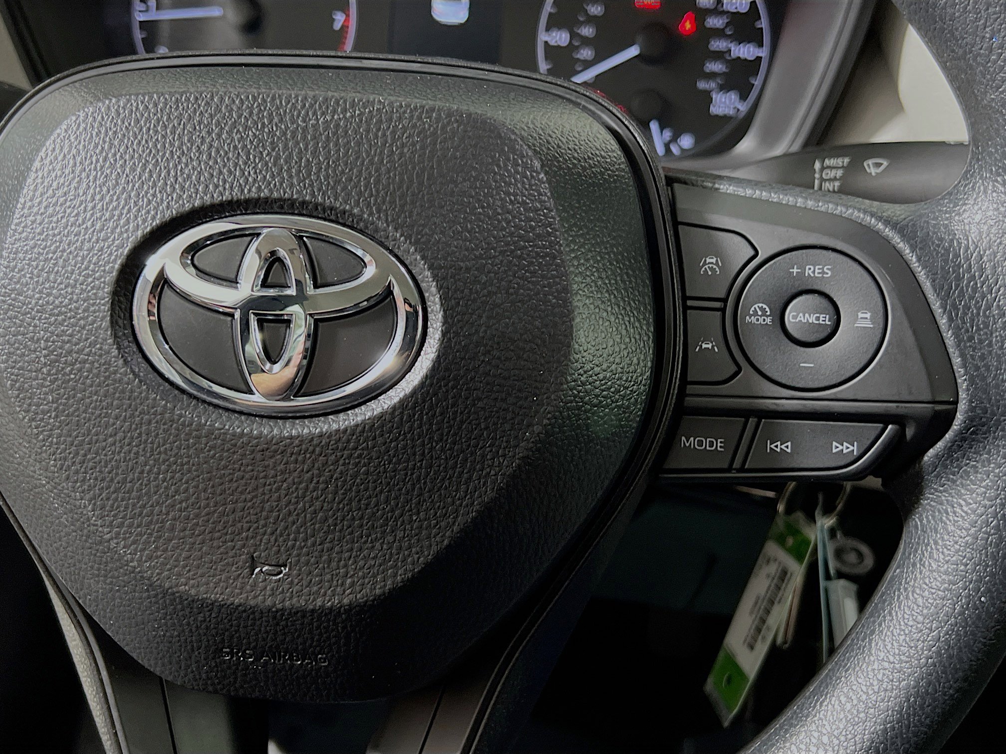 Used 2025 Toyota Corolla LE FWD image 20