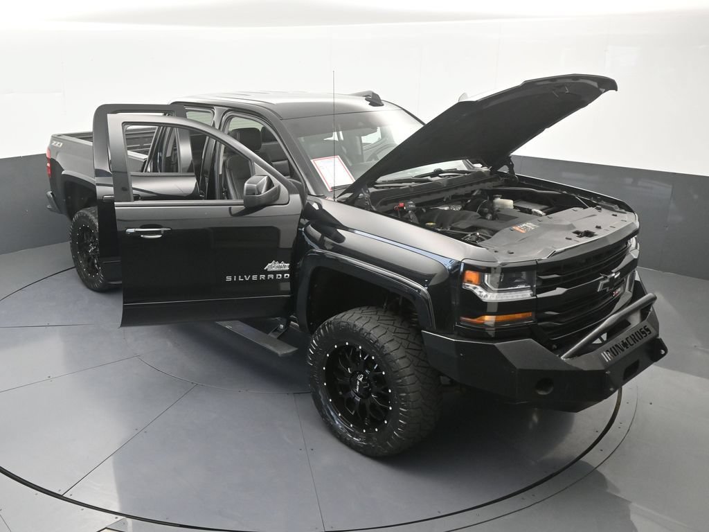 Used 2018 Chevrolet Silverado 1500 LT w/ All Star Edition AWD/4WD image 64