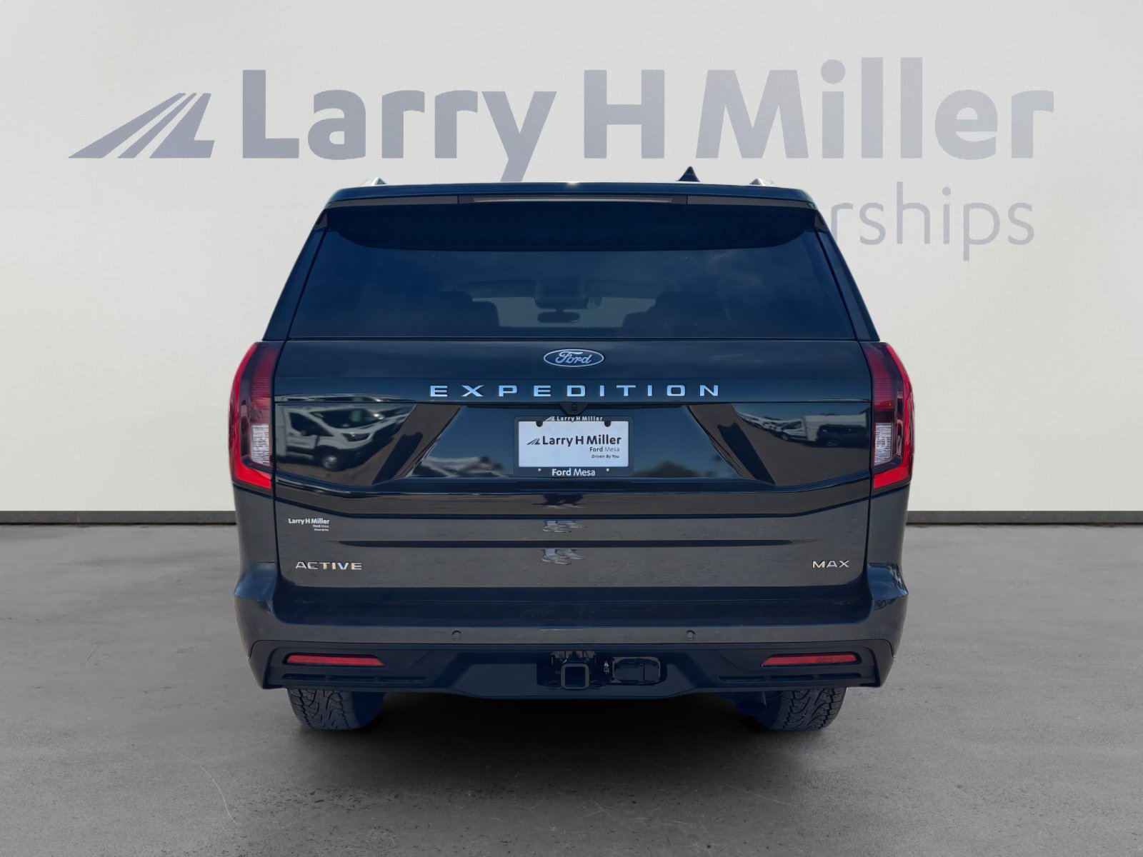 New 2026 Ford Expedition Max Active AWD/4WD image 4