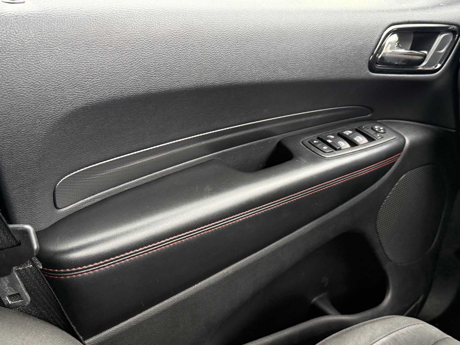 Used 2023 Dodge Durango GT image 32