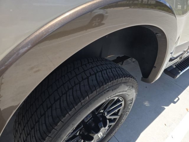 Used 2017 Ford F250 Lariat w/ Chrome Package AWD/4WD image 5