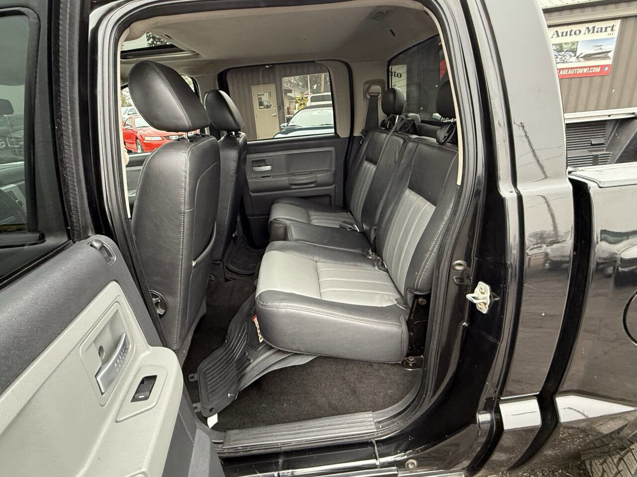 Used 2008 Dodge Dakota Laramie image 16