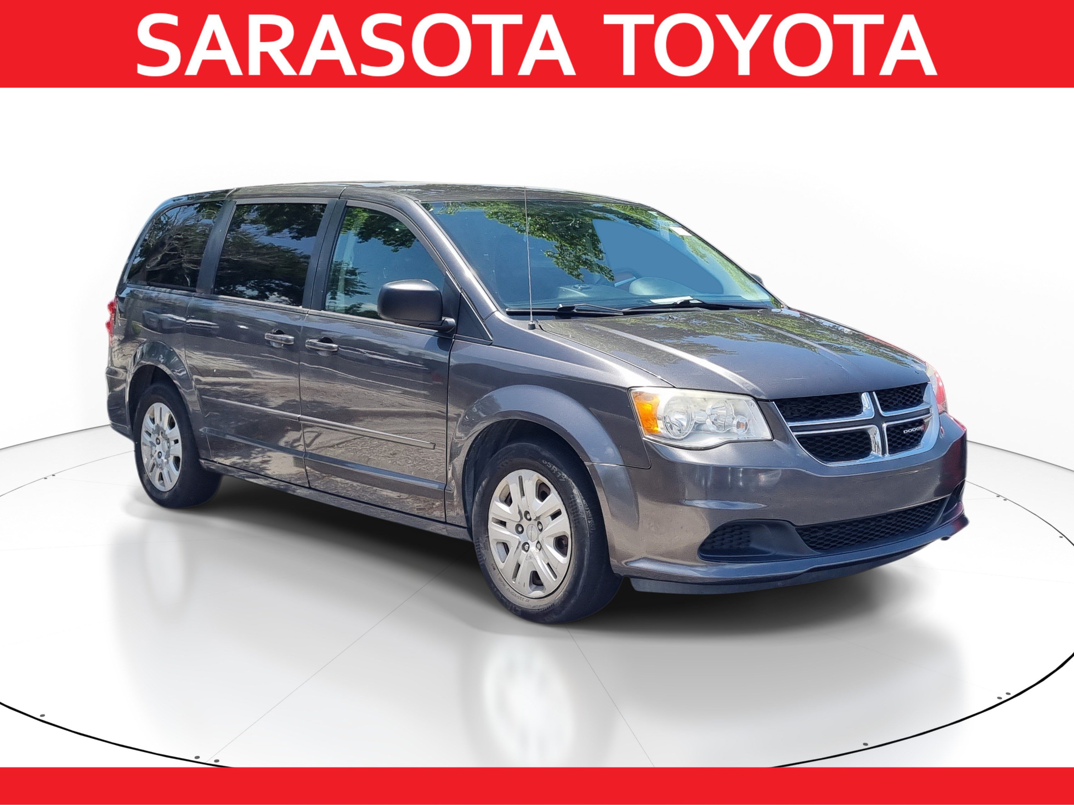 Used 2016 Dodge Grand Caravan SE w/ Quick Order Package 29E SE FWD image 1