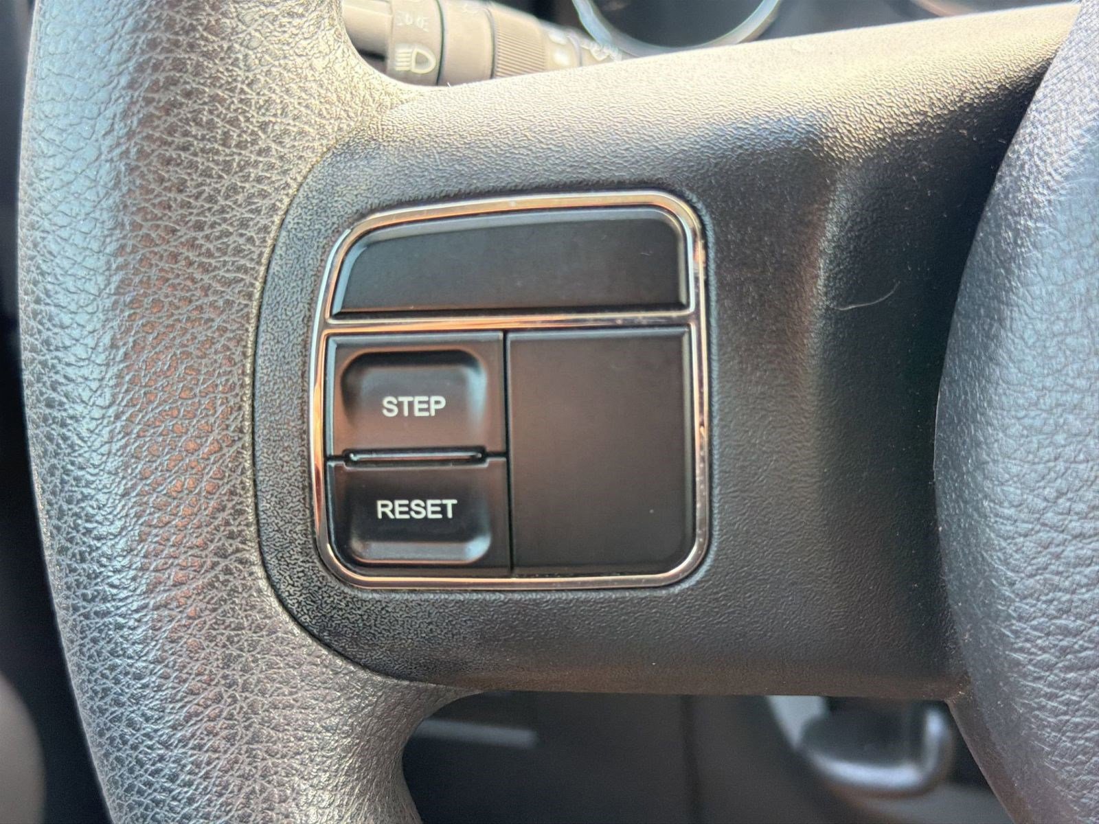 Used 2011 Jeep Liberty Sport image 16