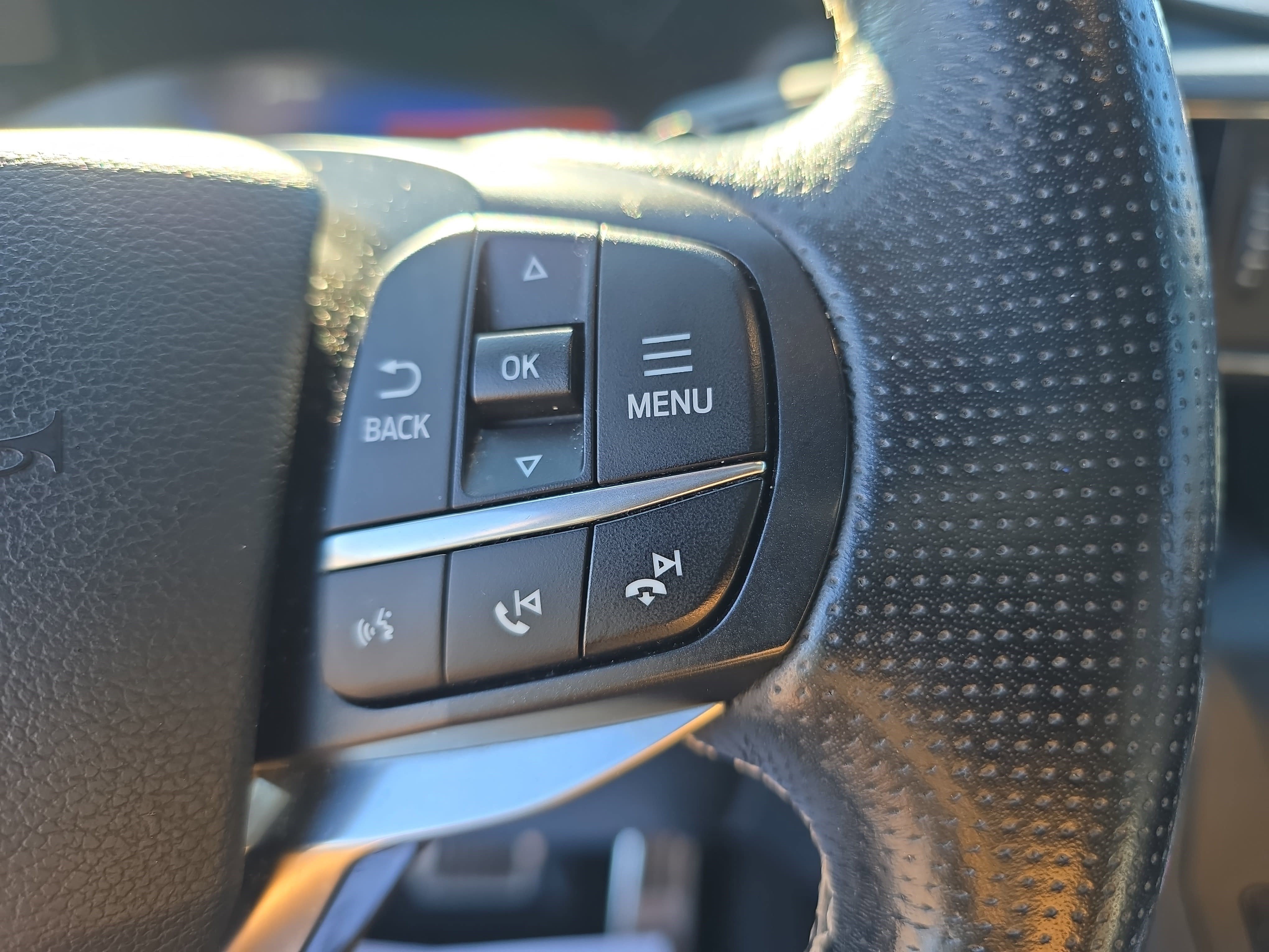 Used 2020 Ford Explorer ST w/ ST Street Pack image 17