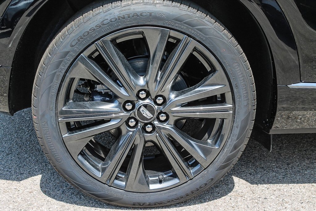 New 2025 Cadillac Optiq Sport 2 image 11