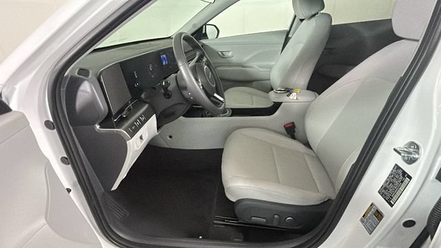 Certified 2024 Hyundai Kona SEL FWD image 11