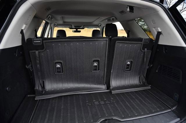 Certified 2025 Nissan Pathfinder Platinum image 31