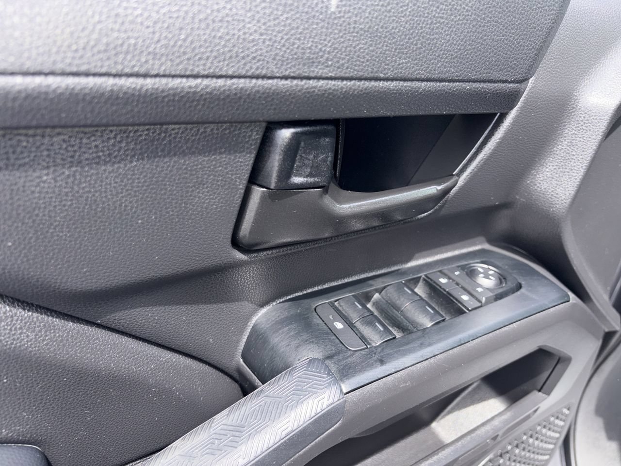 Used 2025 Toyota Tacoma SR5 RWD image 14