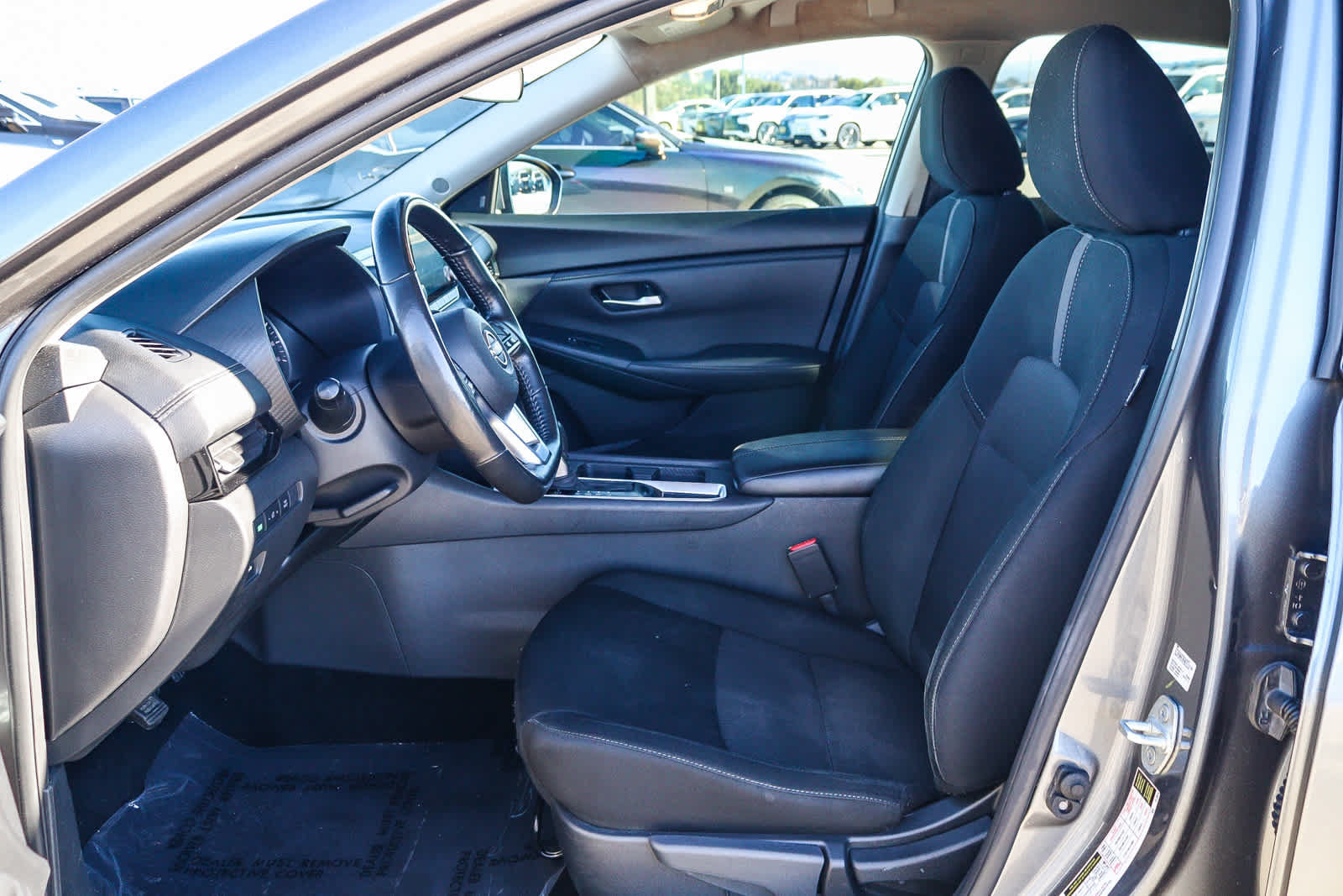 Used 2025 Nissan Sentra SV w/ All-Weather Package FWD image 19