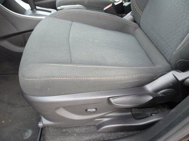 Used 2022 Chevrolet Trax LS w/ Tint and Cruise Package image 11