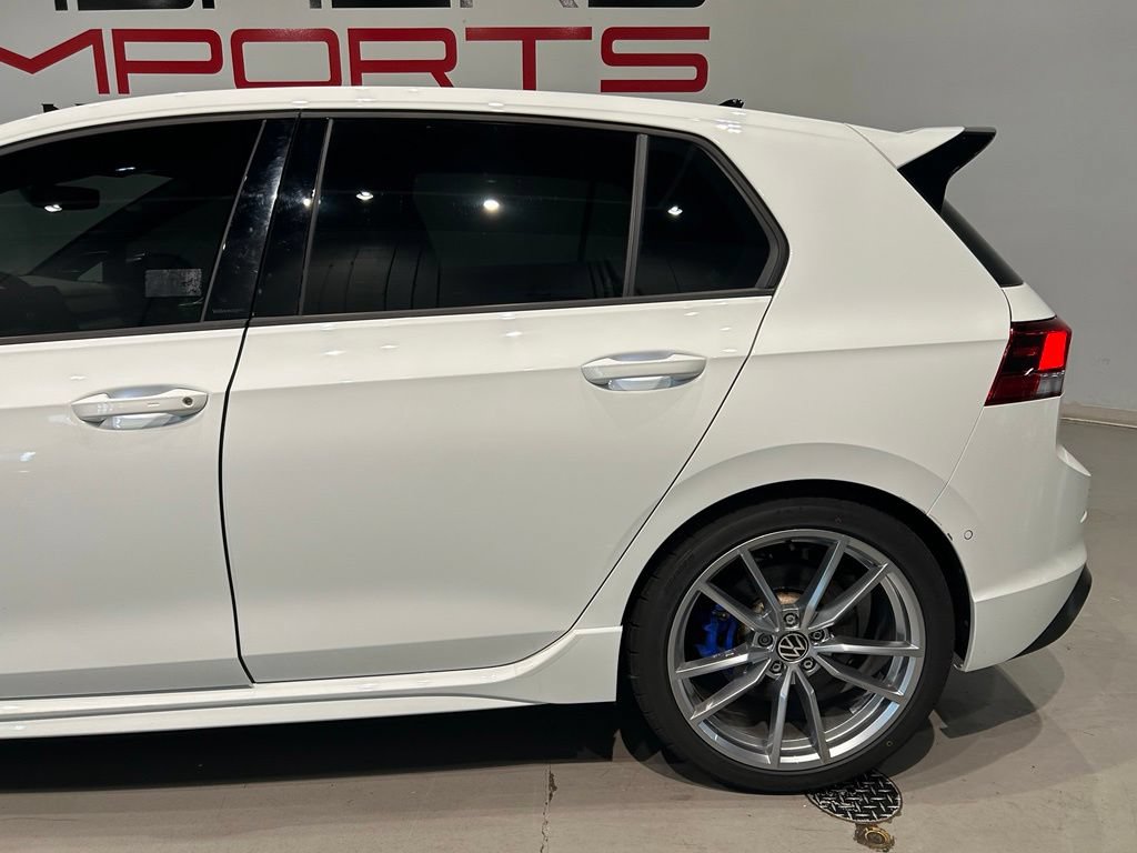Used 2024 Volkswagen Golf R AWD/4WD image 4
