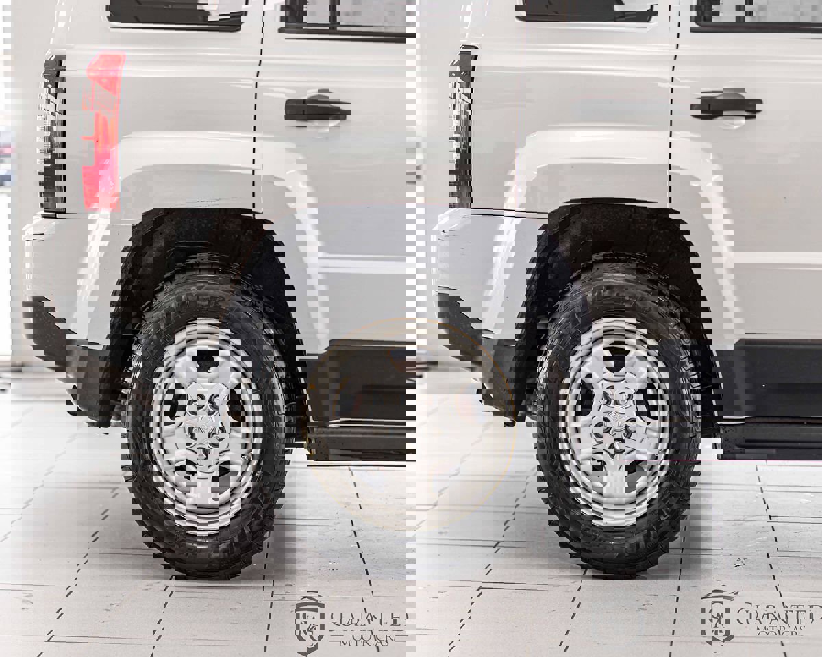 Used 2012 Jeep Patriot Sport FWD image 10