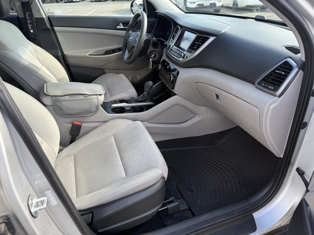 Used 2018 Hyundai Tucson SEL w/ Cargo Package FWD image 17