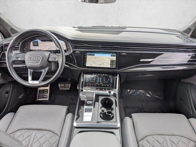 Used 2020 Audi SQ7 Prestige w/ Prestige Package AWD/4WD image 17