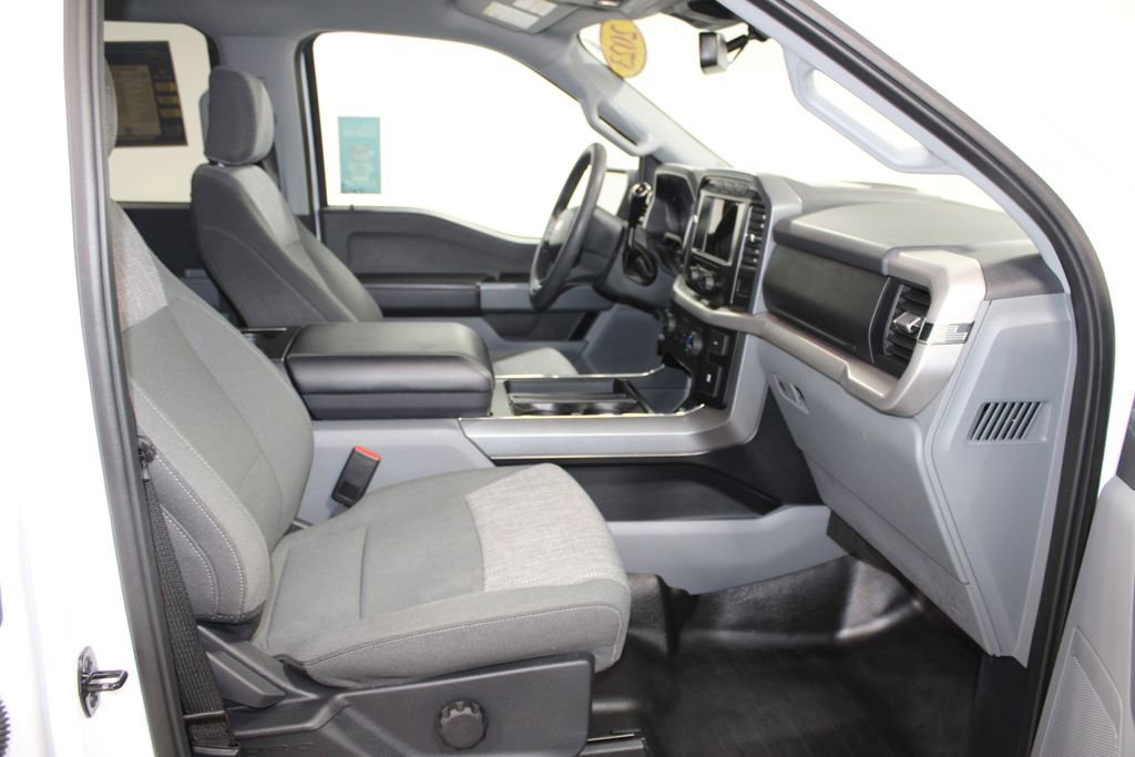Used 2023 Ford F150 XLT w/ XTR Package image 26