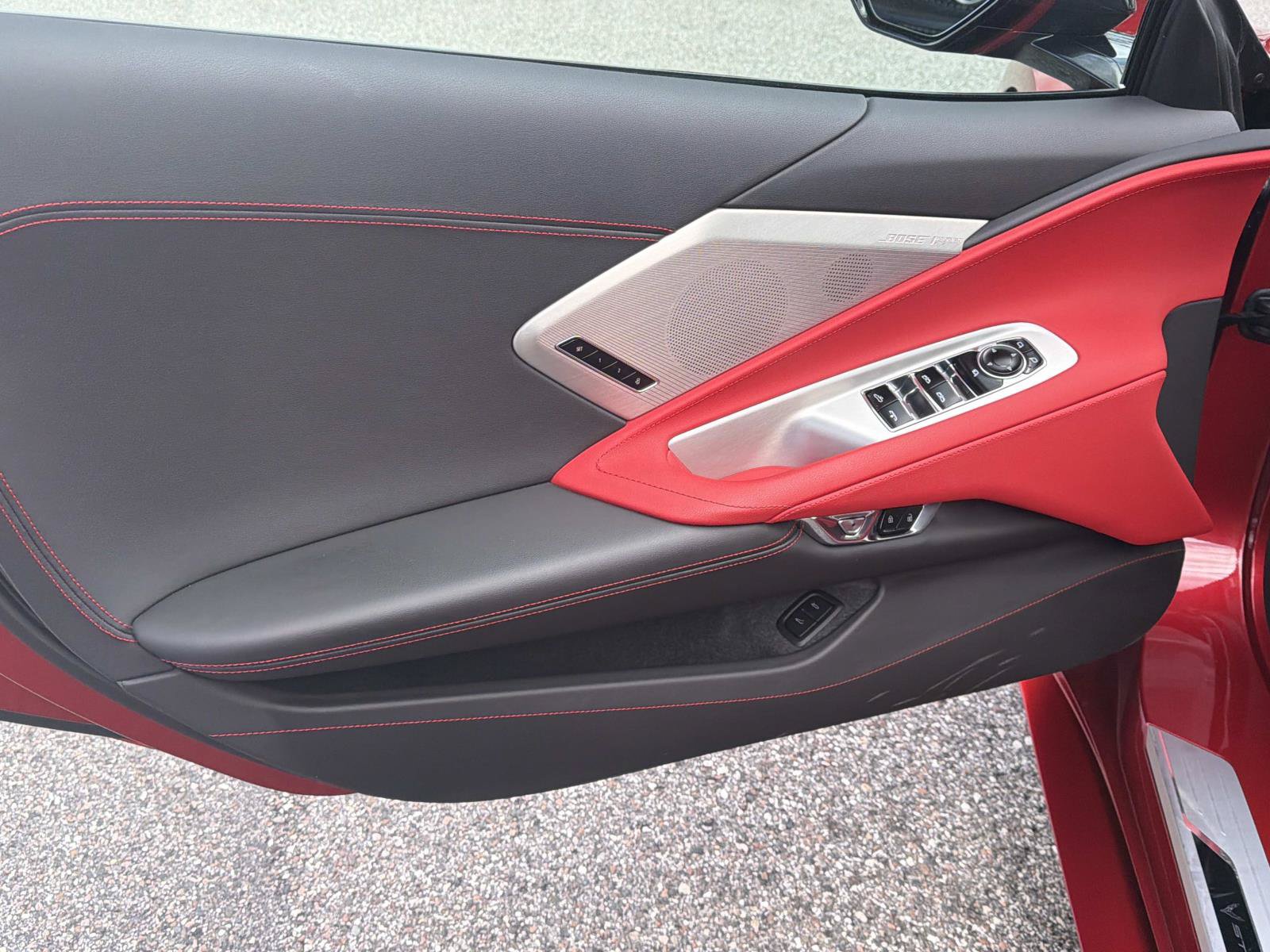 Used 2022 Chevrolet Corvette Stingray Preferred Conv w/ Z51 Performance Package RWD image 12