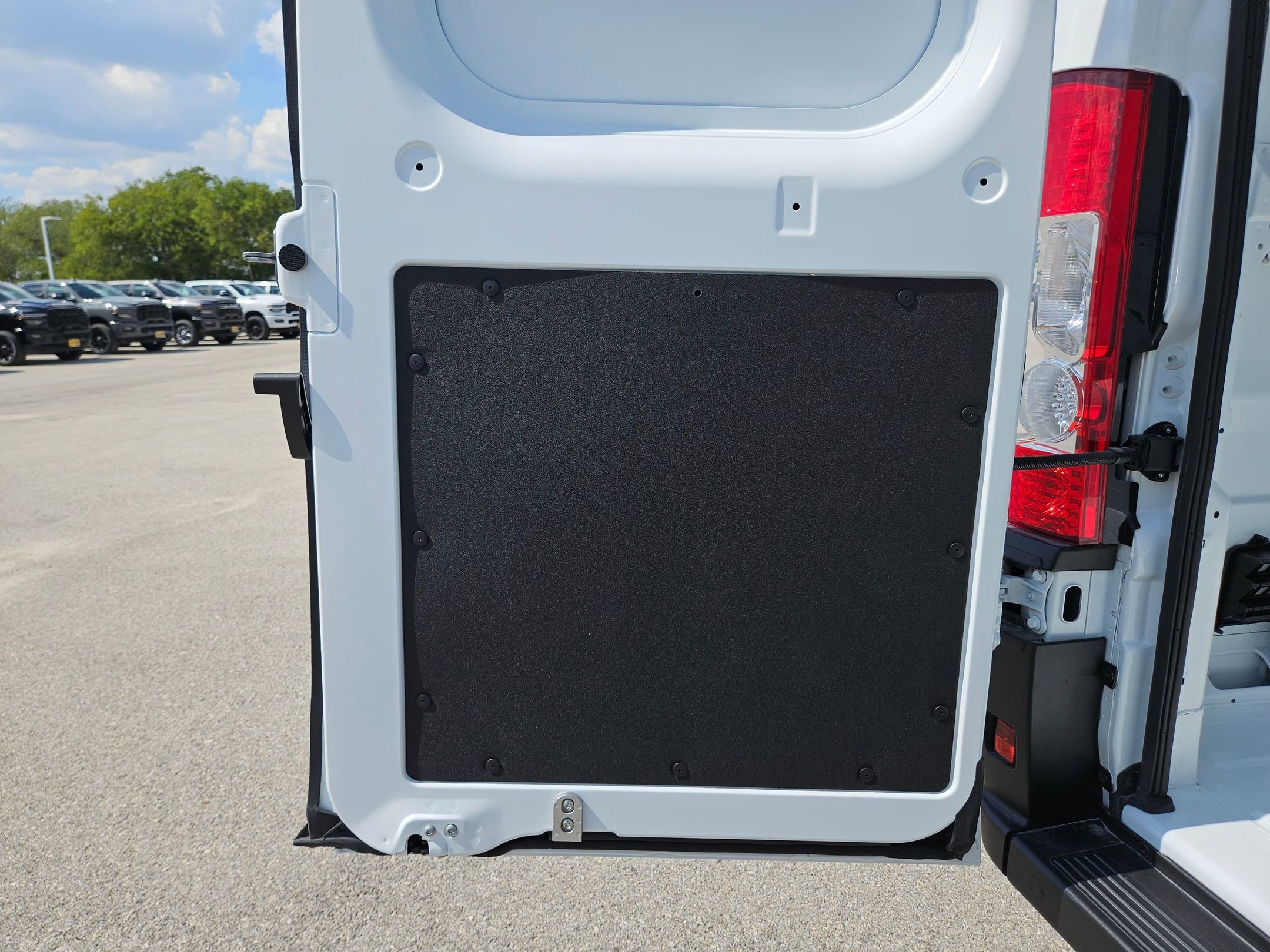 New 2026 RAM ProMaster 2500 image 26