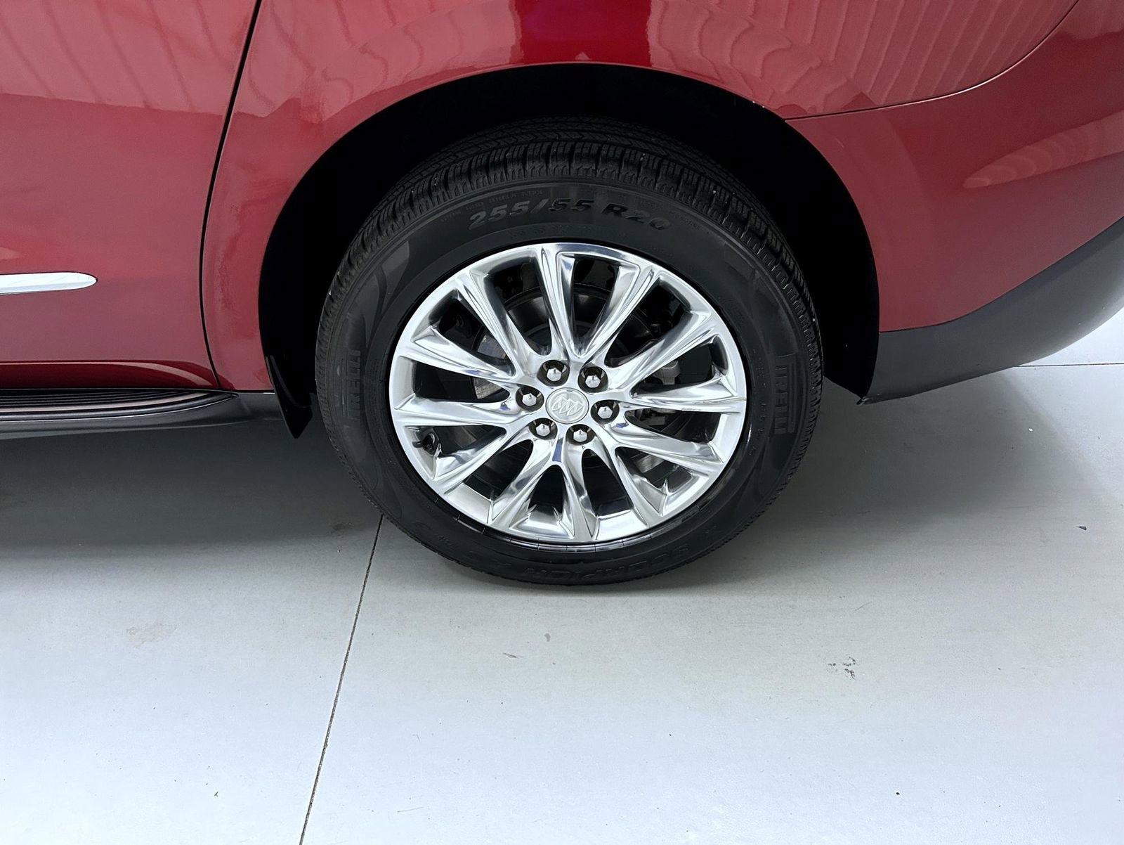 Used 2020 Buick Enclave Premium w/ Sun and Sites Package image 23