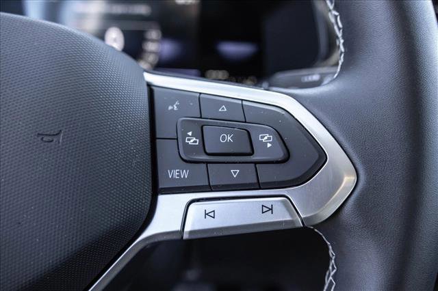 Used 2022 Volkswagen Taos SE image 13