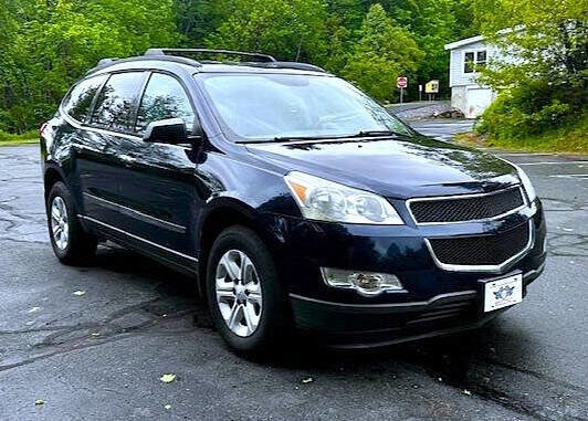 Used 2011 Chevrolet Traverse LS