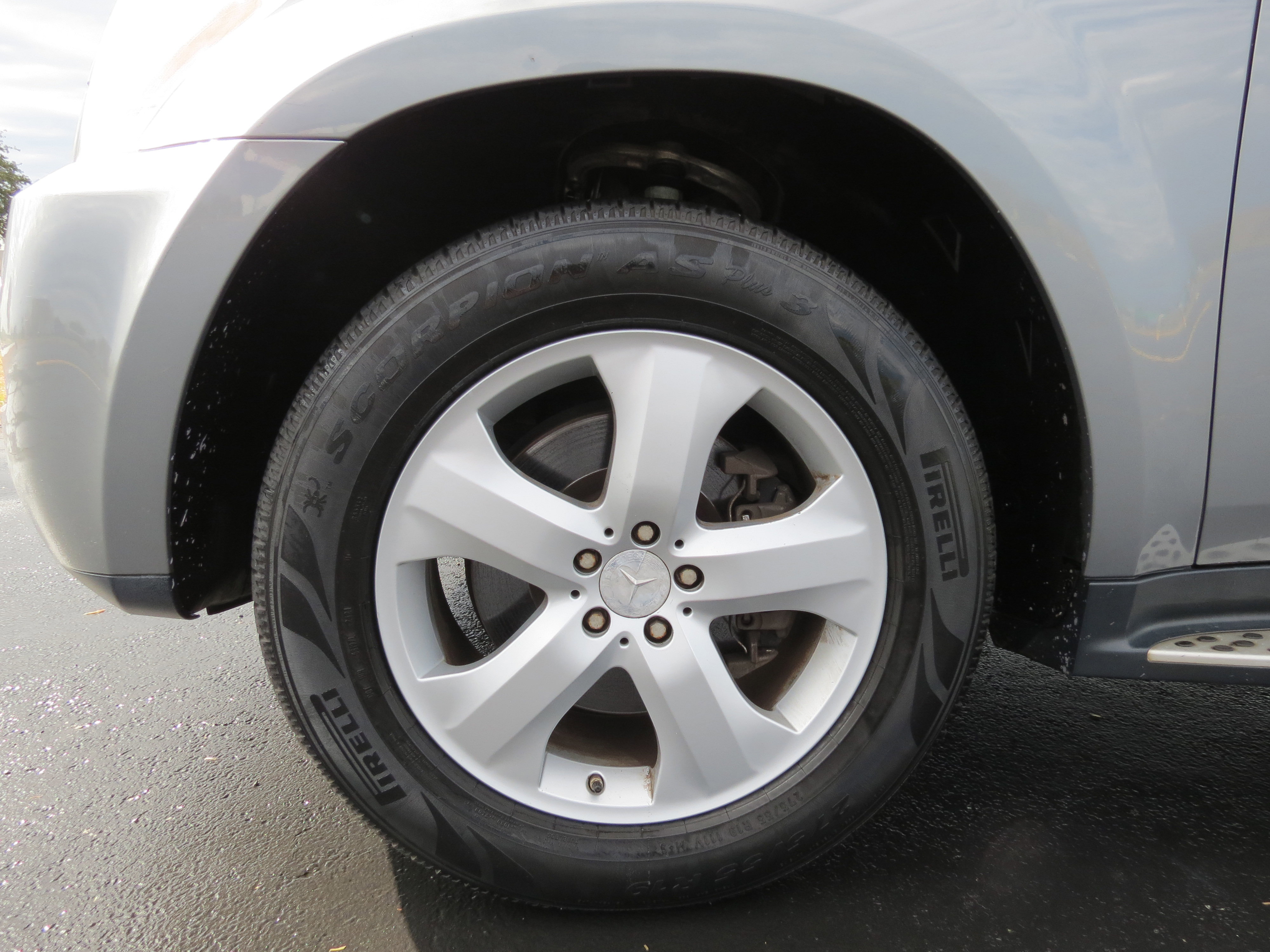 Used 2010 Mercedes-Benz GL 450 4MATIC image 41