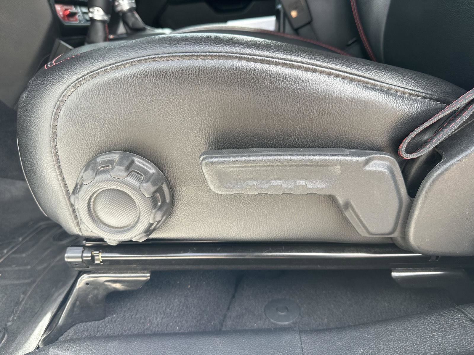 Used 2020 Jeep Gladiator Rubicon AWD/4WD image 19