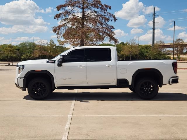 Used 2025 GMC Sierra 2500 AT4 w/ AT4 Premium Plus Package AWD/4WD image 4