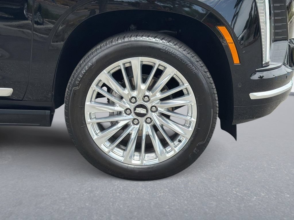 Certified 2026 Cadillac Escalade ESV Luxury AWD/4WD image 37