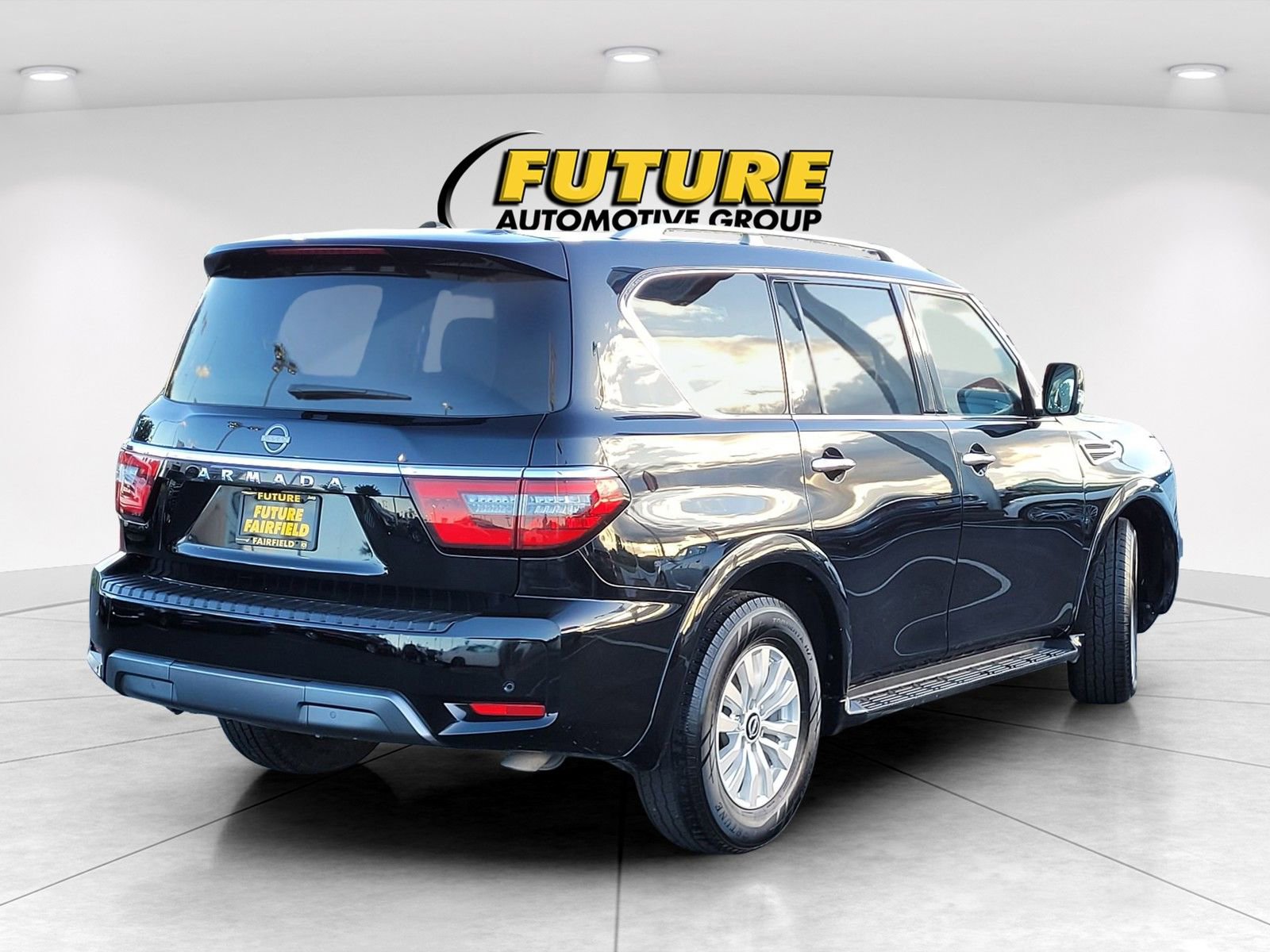 Used 2024 Nissan Armada SV AWD/4WD image 7