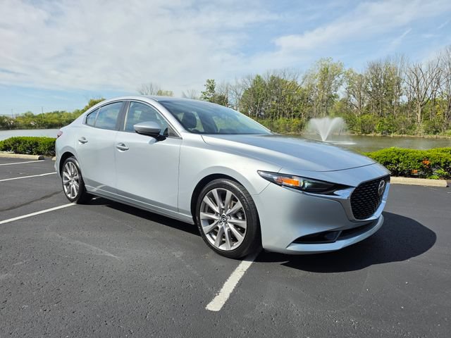 Used 2019 MAZDA MAZDA3 Sedan FWD image 40