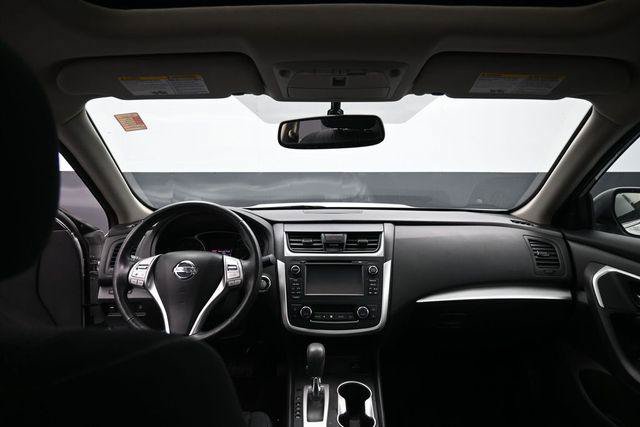 Used 2016 Nissan Altima 2.5 SV w/ Convenience Package FWD image 28