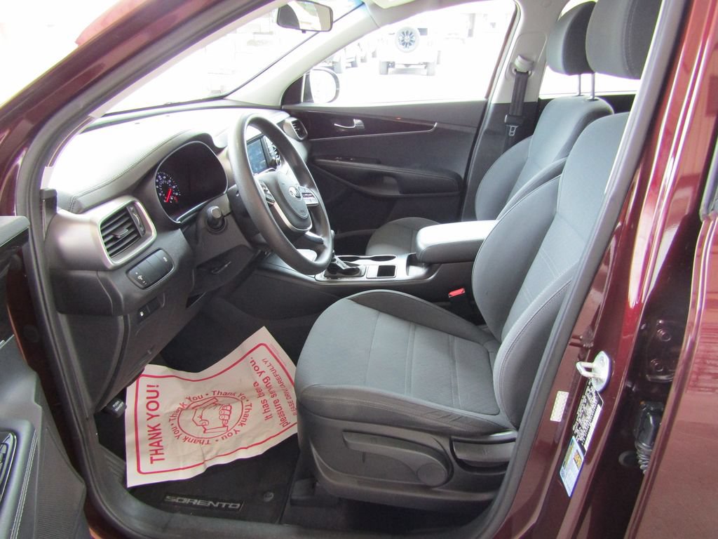 Used 2020 Kia Sorento FWD V6 image 16
